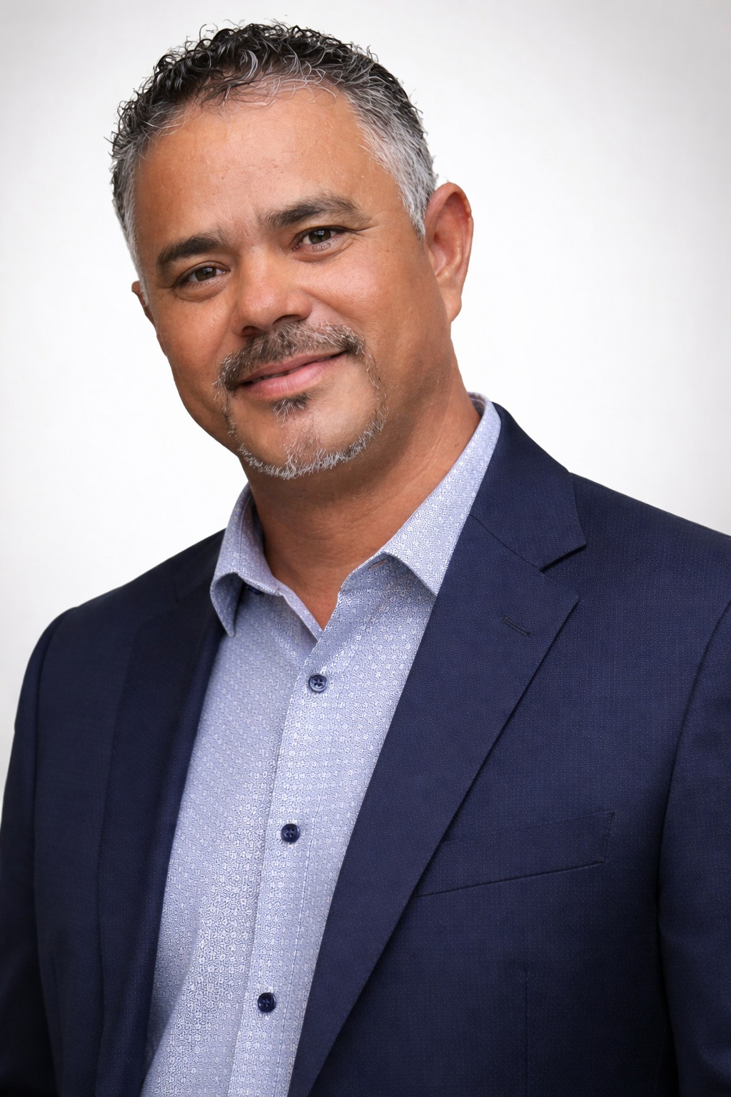 Luís Guilherme - CEO